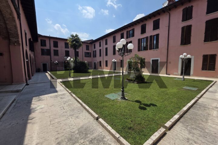 – Padenghe sul Garda